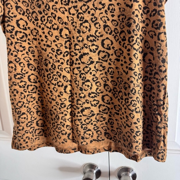 Ava & Viv Women’s Leopard Print V-Neck Top Brown Black Short Sleeve Size 1X - Picture 8 of 8